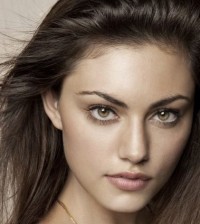 Phoebe Tonkin