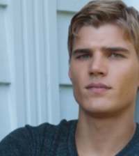 Chris Zylka