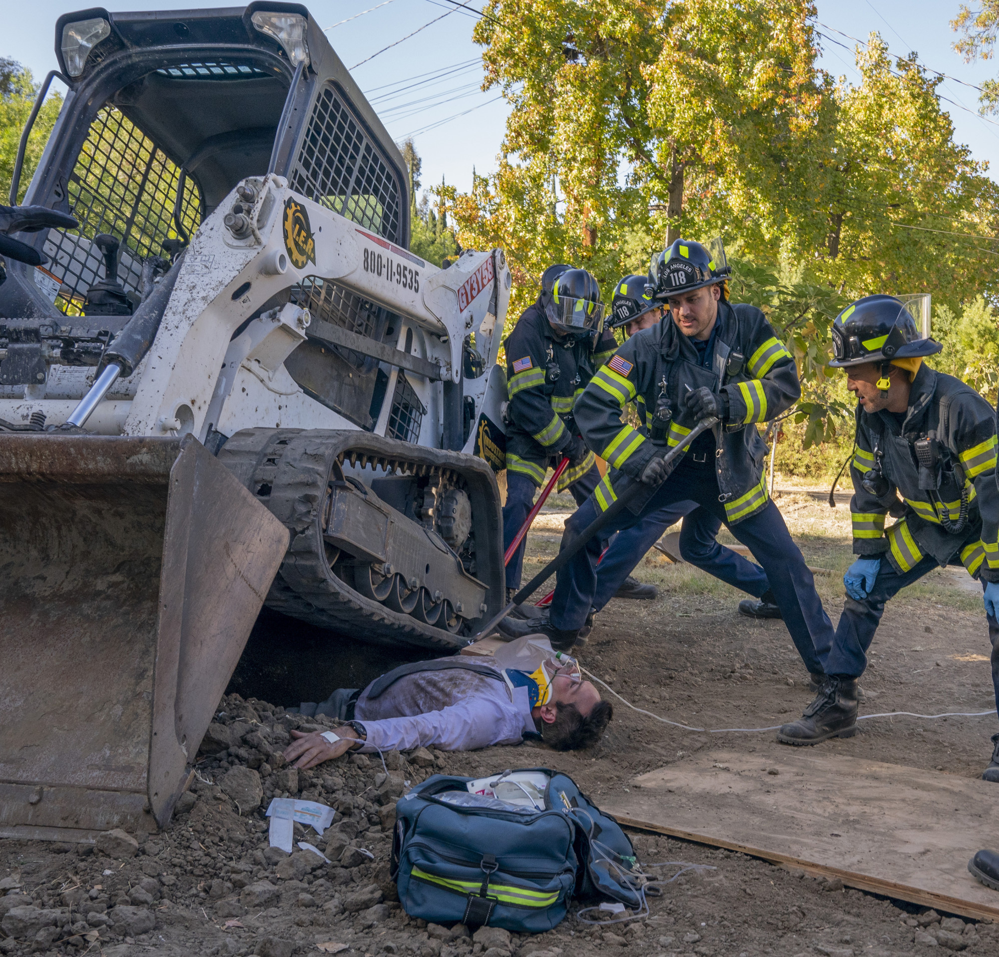 9-1-1: L-R: Guest star Riley Schmidt, Ryan Guzman and Kenneth Choi in the “Seize The Day” spring premiere episode of 9-1-1 airing Sunday, March 16 (8:00-9:00 PM ET/PT) on FOX. CR: Jack Zeman / FOX. © 2020 FOX MEDIA LLC.