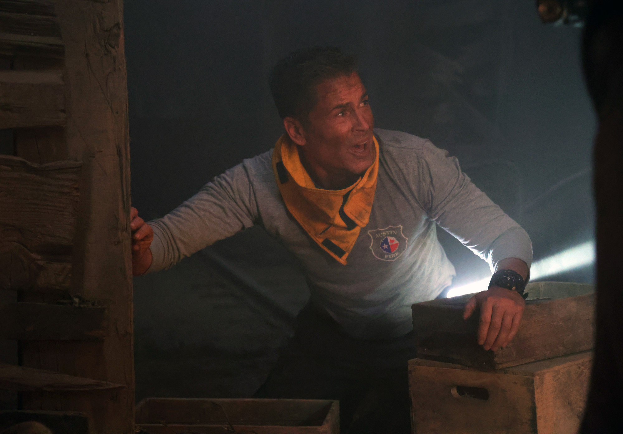 9-1-1: LONE STAR: Rob Lowe in the “Hold The Line” episode of 9-1-1: LONE STAR airing Monday, Feb. 1 (9:01-10:00 PM ET/PT) on FOX. © 2021 Fox Media LLC. CR: Jordin Althaus/FOX.