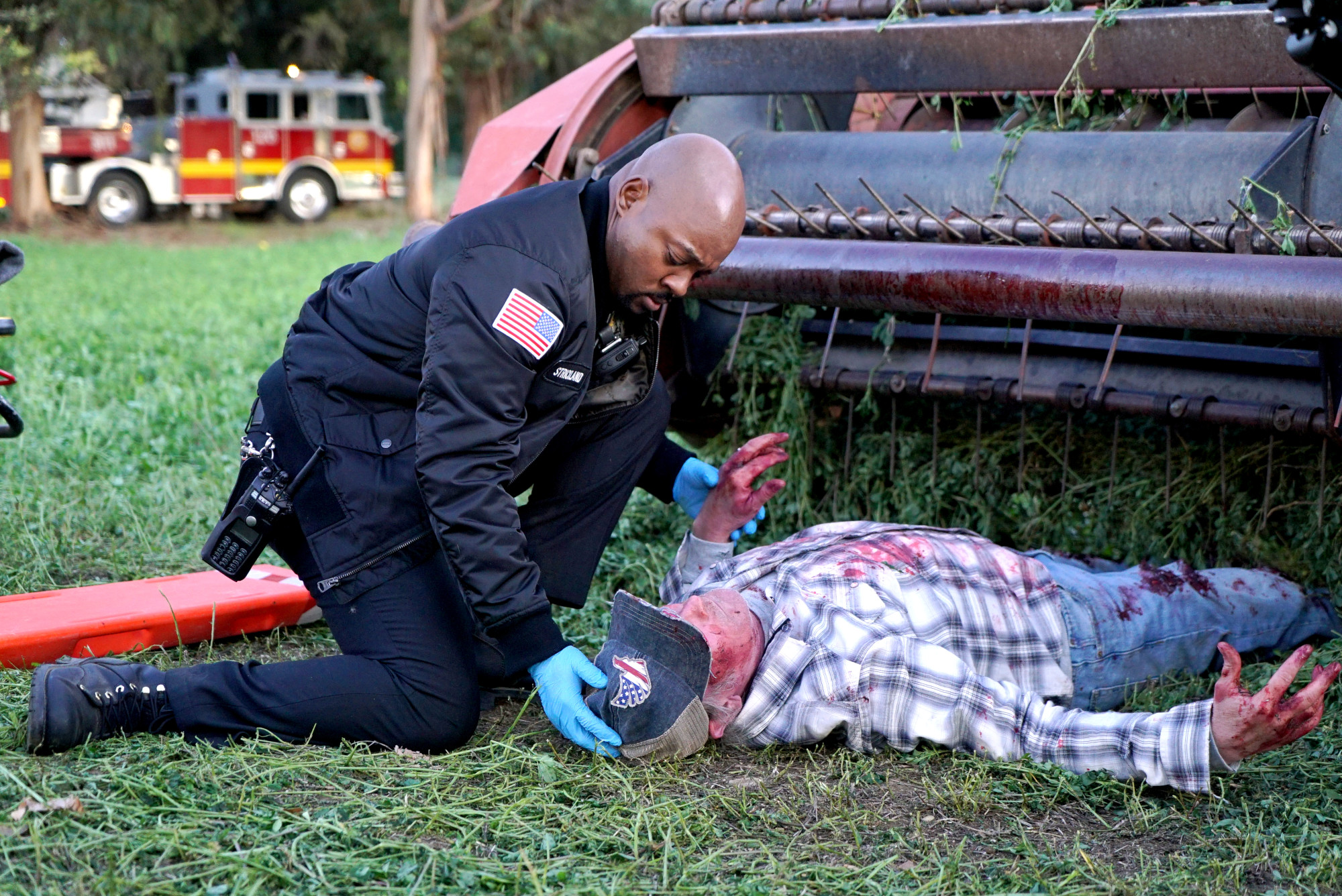 9-1-1: LONE STAR: L-R: Brian Michael Smith and guest star Tahmus Rounds in the “Friends Like These” episode of 9-1-1: LONE STAR airing Monday, Feb. 17 (8:00-9:01 PM ET/PT) on FOX. ©2020 Fox Media LLC. CR: Kevin Estrada/FOX.