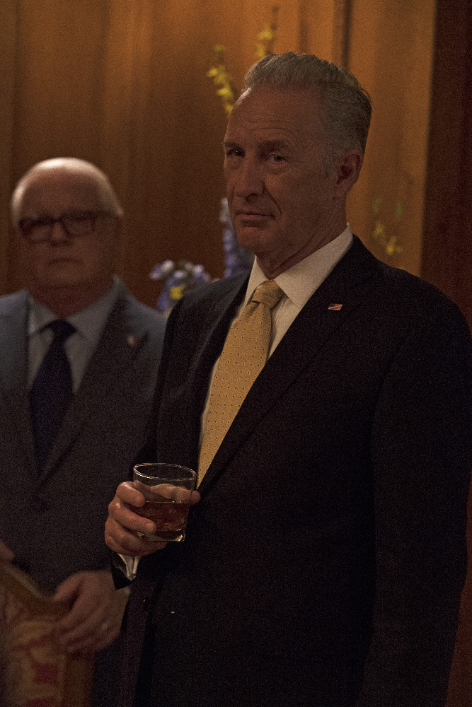 DESIGNATED SURVIVOR 1 20 Bombshell Photos