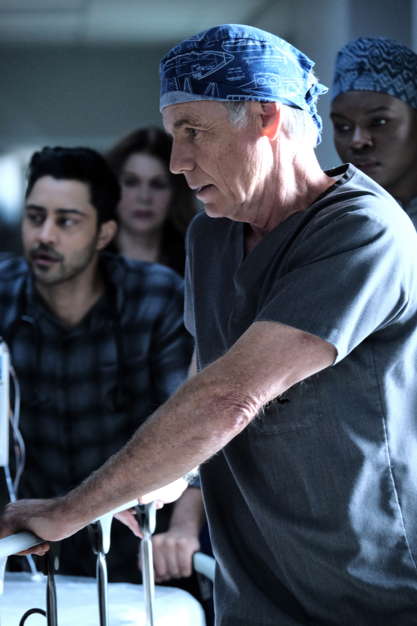 THE RESIDENT: L-R: Manish Dayal, Jane Leeves, Shaunette Renée Wilson and Bruce Greenwood in the "Home Before Dark" episode of THE RESIDENT airing Tuesday, Feb. 9 (8:00-9:01 PM ET/PT) on FOX. ©2021 Fox Media LLC Cr: Guy D'Alema/FOX