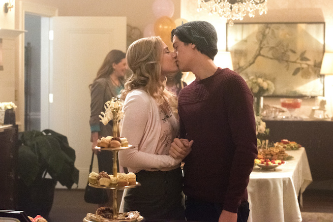 Riverdale Season 1 Episode 8 Spoilers: Archie And The Gang In Serpent